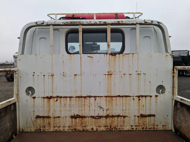 三菱 キャンター TPG-FBA00(2WD)の写真16