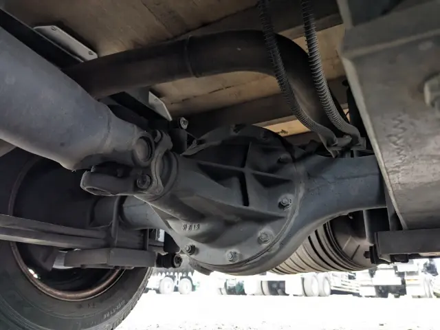 三菱 キャンター TPG-FBA00(2WD)の写真22