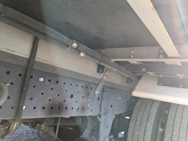 いすゞ エルフ TPG-NMR85AN(2WD)の写真23