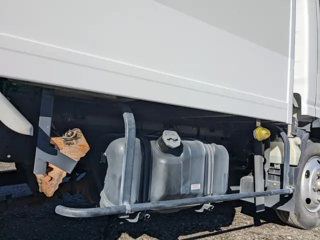 いすゞ エルフ TPG-NMR85AN(2WD)の写真32