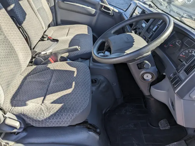 いすゞ エルフ TPG-NMR85AN(2WD)の写真34