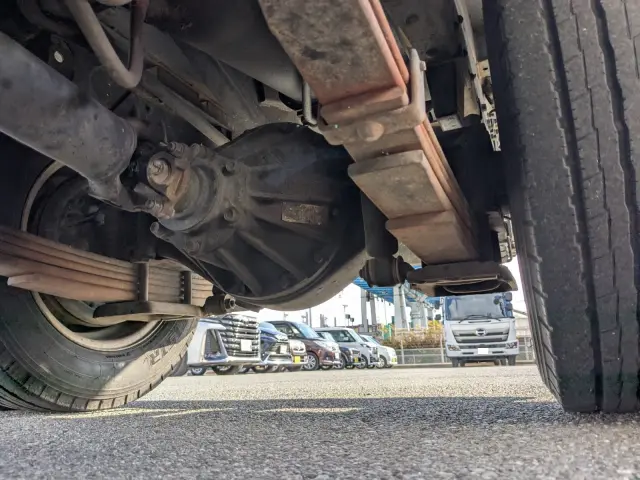 いすゞ エルフ TPG-NJR85AD(2WD)の写真11