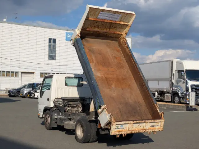 いすゞ エルフ TPG-NJR85AD(2WD)の写真16