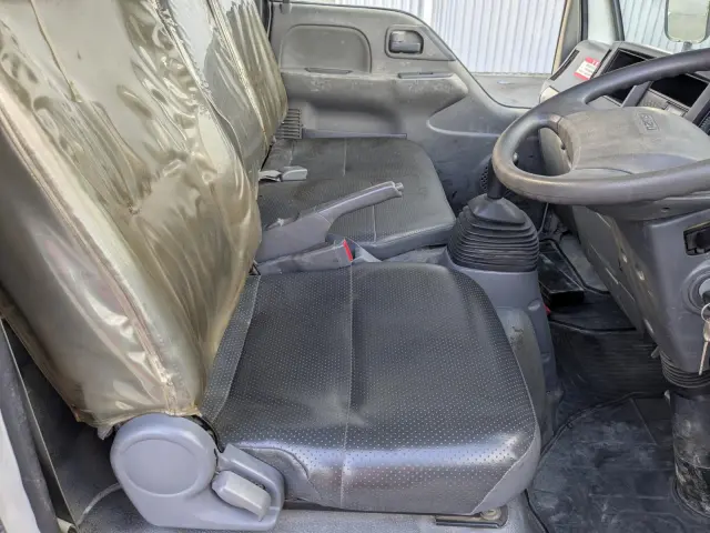 いすゞ エルフ TPG-NJR85AD(2WD)の写真37