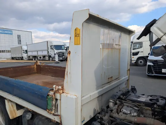 いすゞ エルフ TPG-NJR85AD(2WD)の写真42