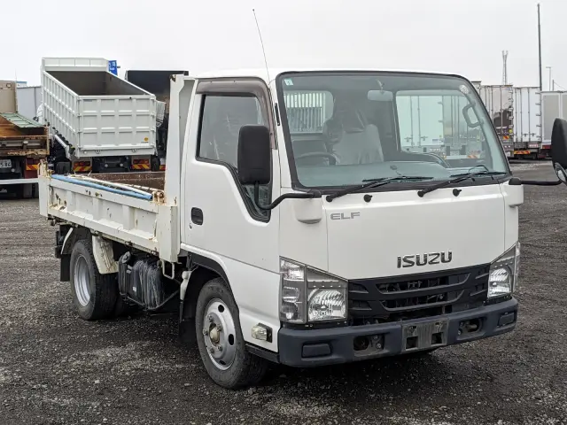 いすゞ エルフ TPG-NJR85AD(2WD)の写真3