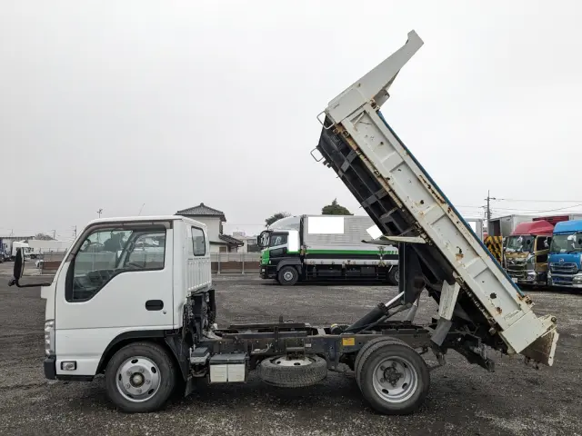 いすゞ エルフ TPG-NJR85AD(2WD)の写真33