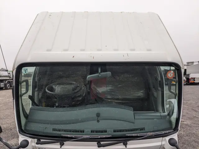 いすゞ エルフ TPG-NJR85AD(2WD)の写真46