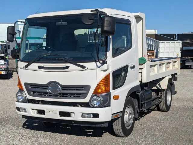 日野 レンジャー TKG-FC9JCAP(2WD)の写真1