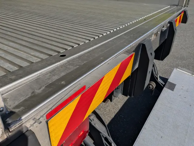 日野 レンジャー 2KG-FD2ABG(2WD)の写真11