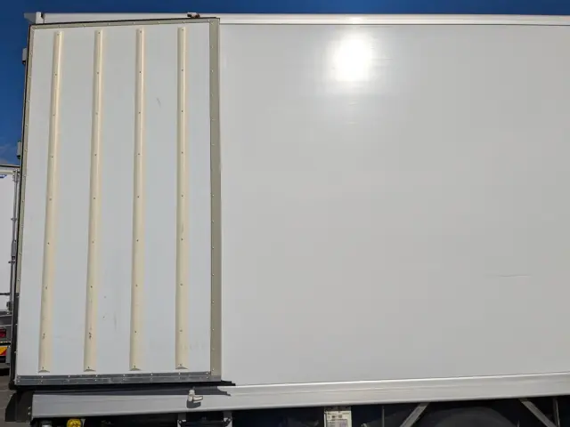 日野 レンジャー 2KG-FD2ABG(2WD)の写真29