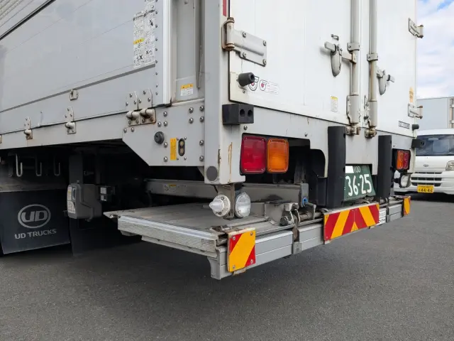 ＵＤ クオン QPG-CD5ZA(6x2)の写真6