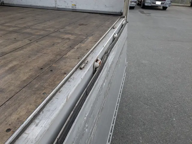 ＵＤ クオン QPG-CD5ZA(6x2)の写真33