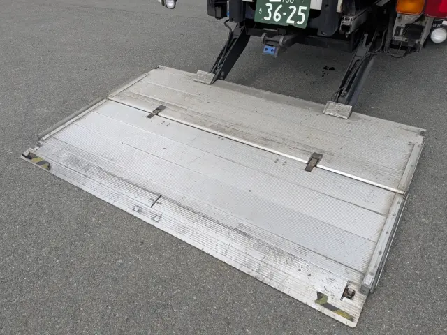 ＵＤ クオン QPG-CD5ZA(6x2)の写真36