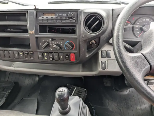 日野 デュトロ TKG-XZU700M(2WD)の写真34