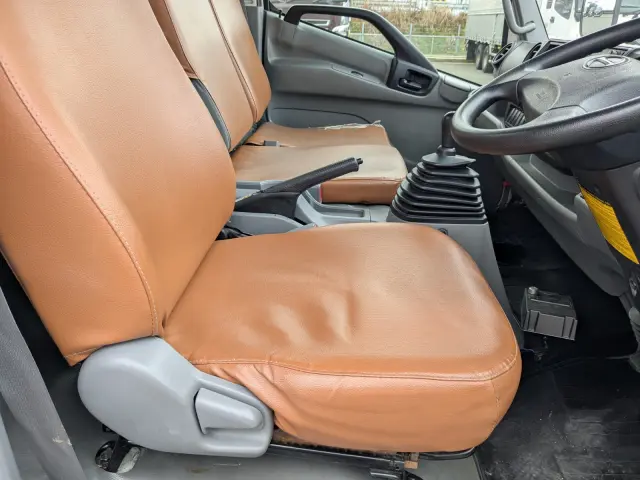 日野 デュトロ TKG-XZU700M(2WD)の写真35