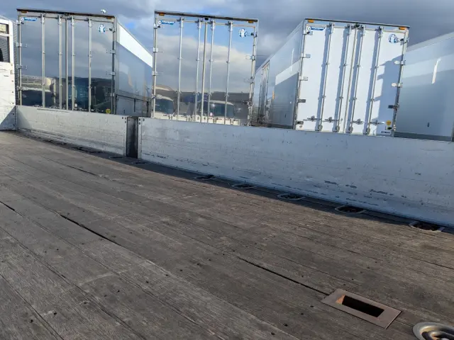 いすゞ フォワード SPG-FSR90T2(2WD)の写真10