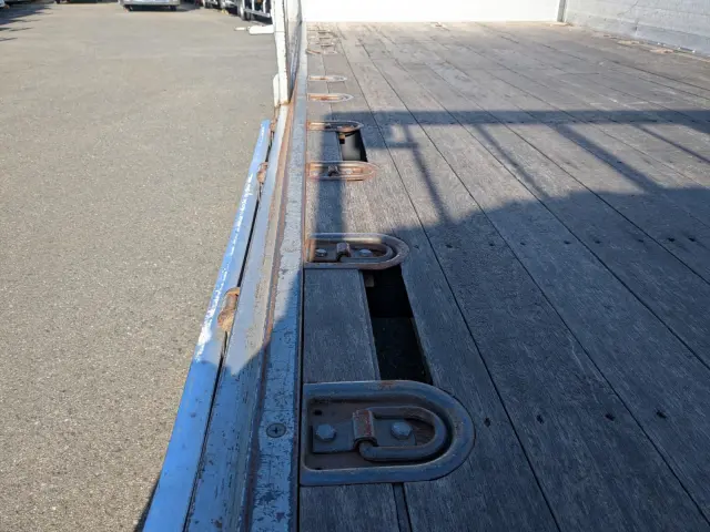 いすゞ フォワード SPG-FSR90T2(2WD)の写真30