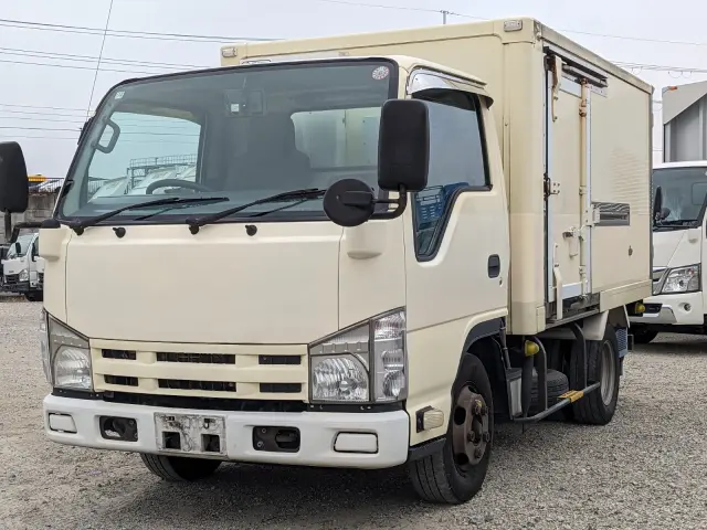 いすゞ エルフ TKG-NHR85AN(2WD)の写真1