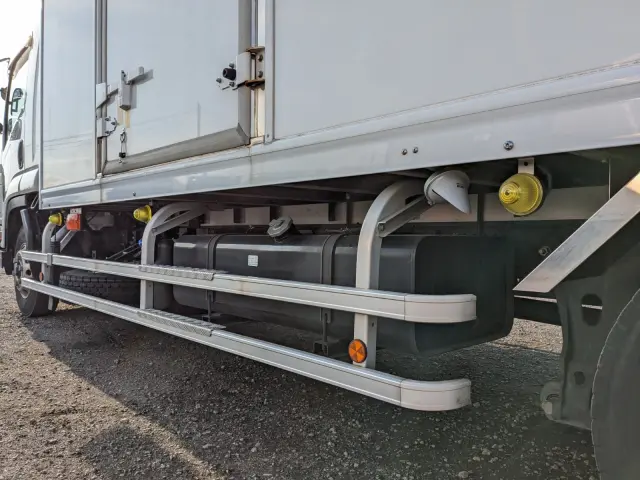 いすゞ フォワード 2PG-FRR90T2(2WD)の写真30