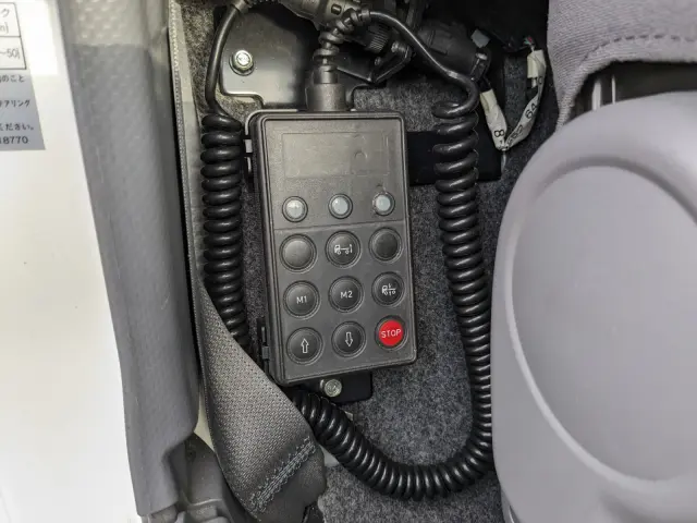 いすゞ フォワード 2PG-FRR90T2(2WD)の写真40
