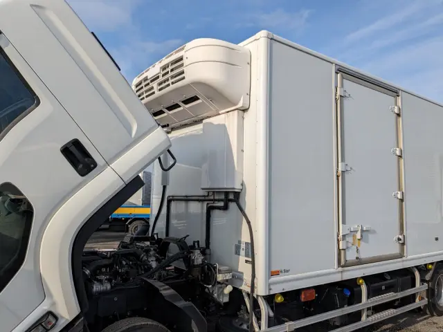 いすゞ フォワード 2PG-FRR90T2(2WD)の写真46