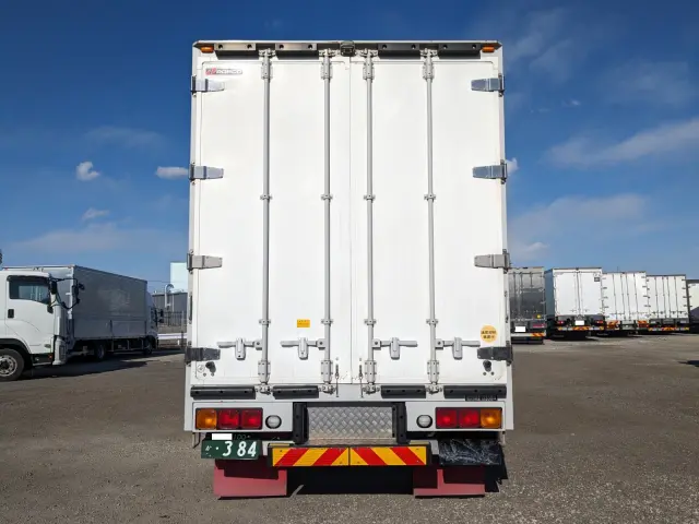 UD クオン QPG-CG5ZA(8x4)の写真6