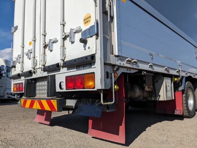 UD クオン QPG-CG5ZA(8x4)の写真7