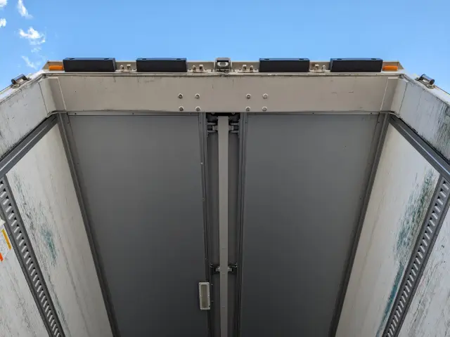 UD クオン QPG-CG5ZA(8x4)の写真11