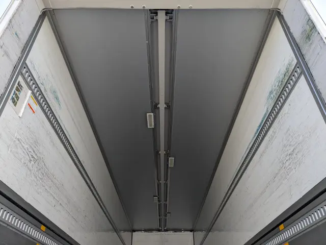 UD クオン QPG-CG5ZA(8x4)の写真13