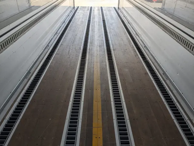 UD クオン QPG-CG5ZA(8x4)の写真17