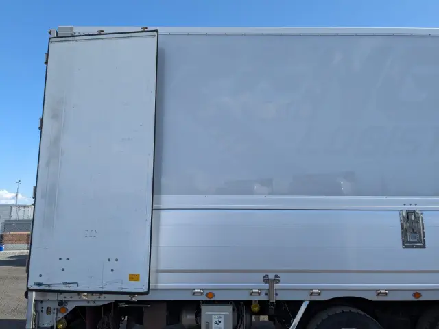 UD クオン QPG-CG5ZA(8x4)の写真27