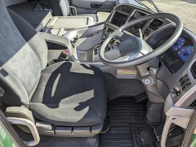 UD クオン QPG-CG5ZA(8x4)の写真36