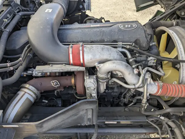 UD クオン QPG-CG5ZA(8x4)の写真46