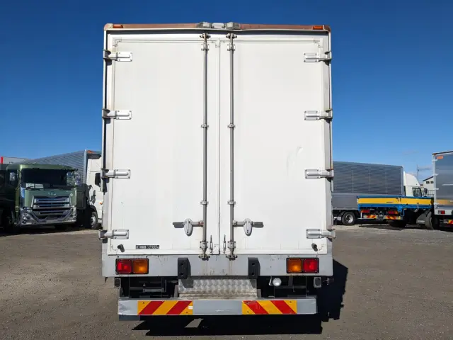 いすゞ フォワード PKG-FRR90T2(2WD)の写真6