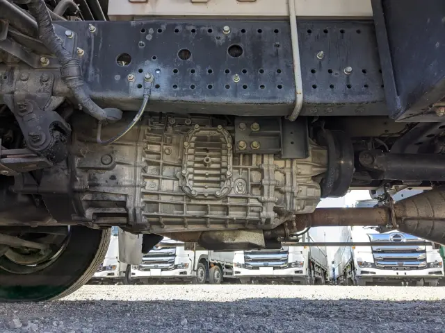 いすゞ フォワード PKG-FRR90T2(2WD)の写真24