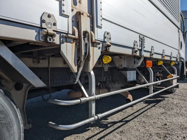 いすゞ フォワード PKG-FRR90T2(2WD)の写真35