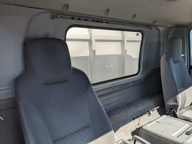 いすゞ フォワード PKG-FRR90T2(2WD)の写真39