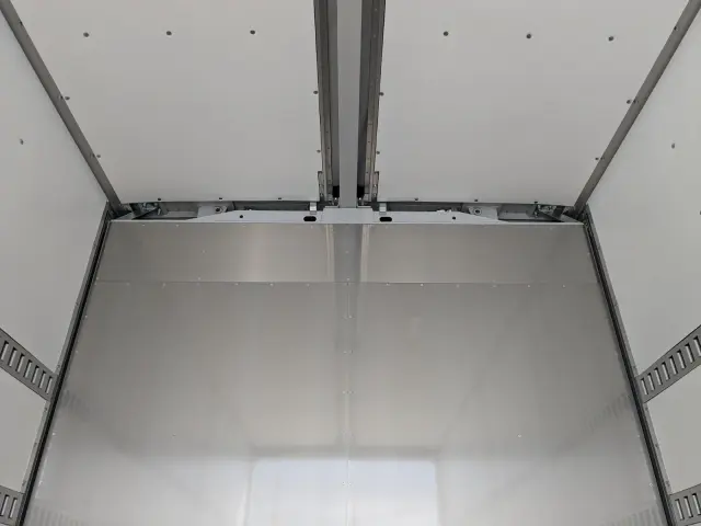 三菱 キャンター 2RG-FEB50(2WD)の写真16