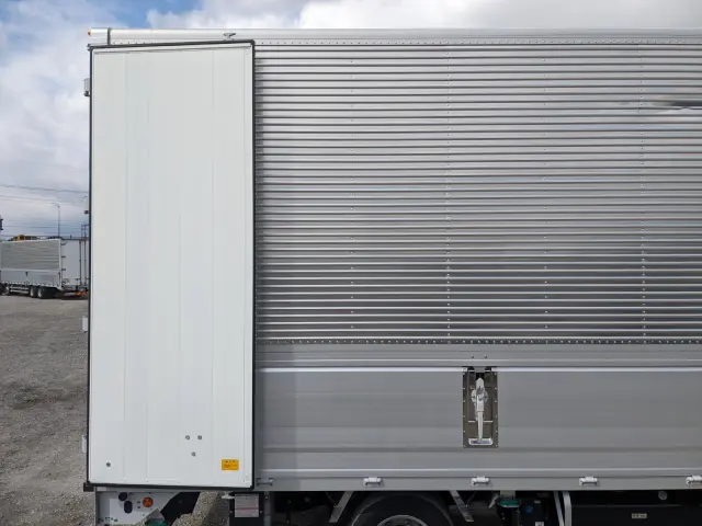 三菱 キャンター 2RG-FEB50(2WD)の写真27