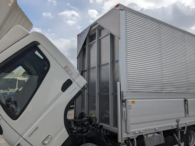 三菱 キャンター 2RG-FEB50(2WD)の写真44