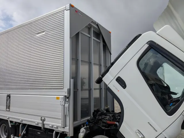 三菱 キャンター 2RG-FEB50(2WD)の写真47