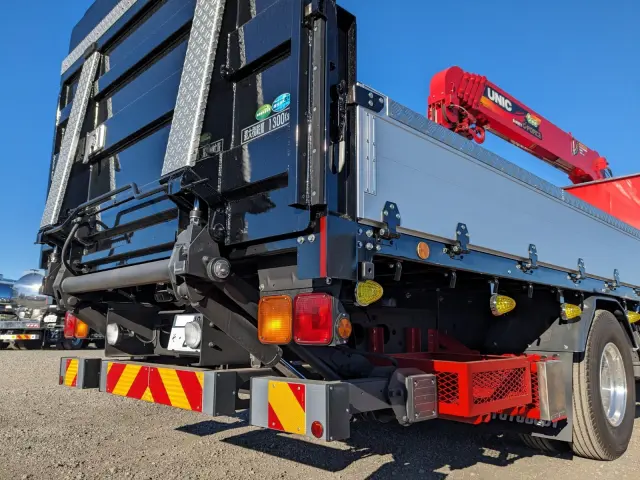 三菱 ファイター 2KG-FK65F(2WD)の写真7