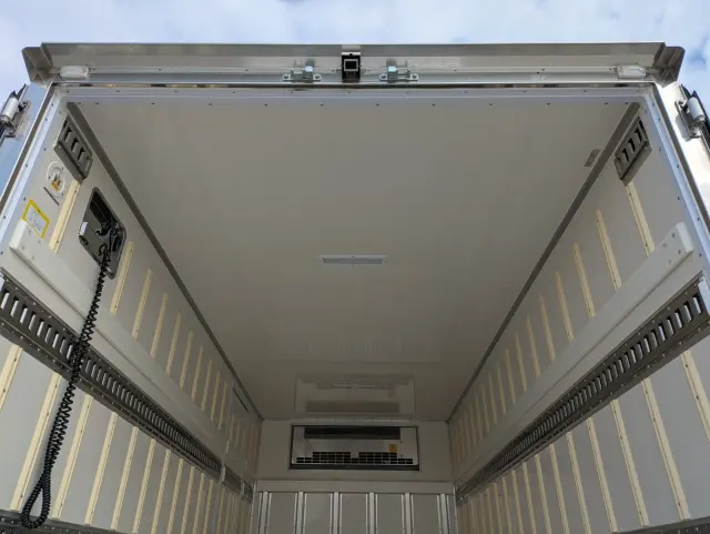 日野 デュトロ 2RG-XZU710M(2WD)の写真12