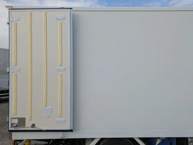 日野 デュトロ 2RG-XZU710M(2WD)の写真34