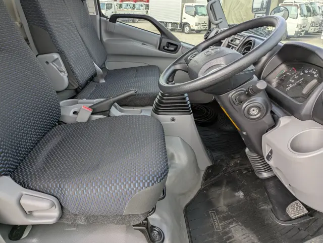 日野 デュトロ 2RG-XZU710M(2WD)の写真39