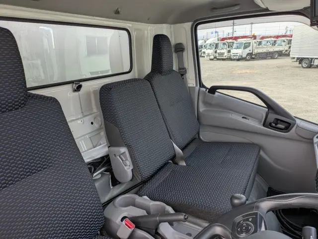 日野 デュトロ 2RG-XZU710M(2WD)の写真41