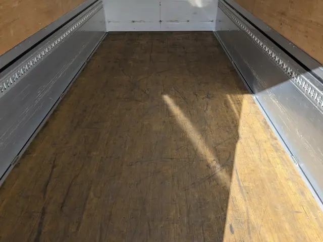 日野 レンジャー 2KG-FD2ABG(2WD)の写真20