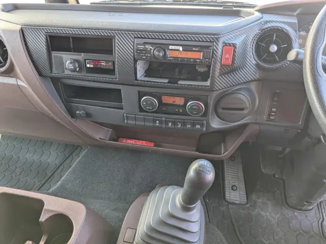 日野 レンジャー 2KG-FD2ABG(2WD)の写真39