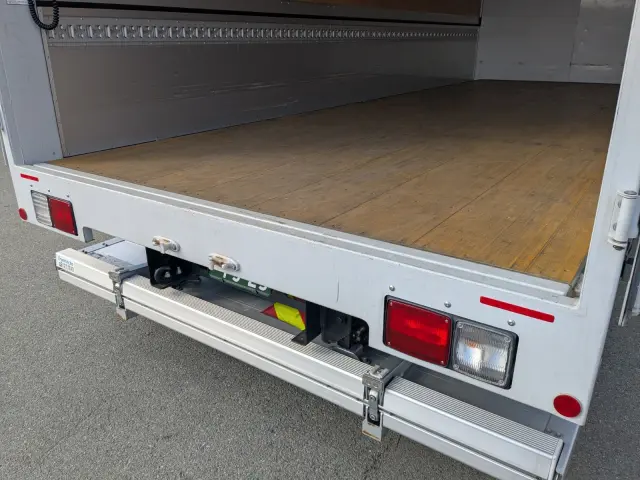 日野 レンジャー 2KG-FD2ABG(2WD)の写真18